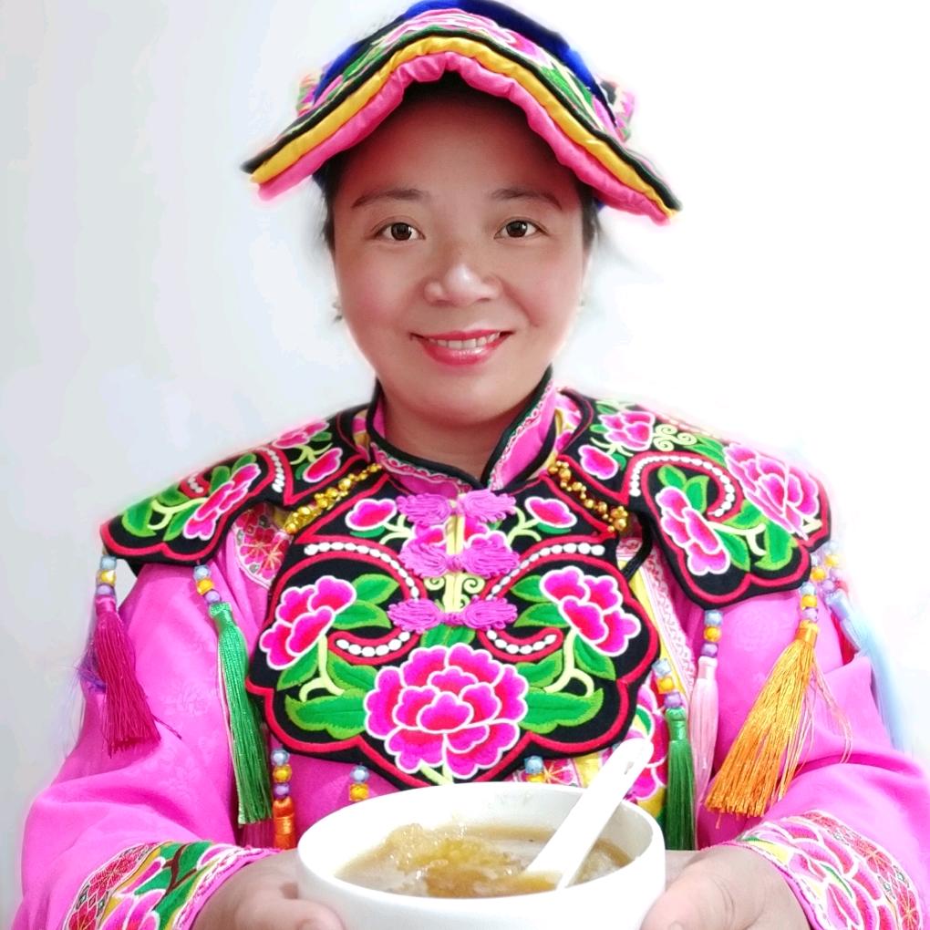 汶川蜂妹儿（）橱窗有