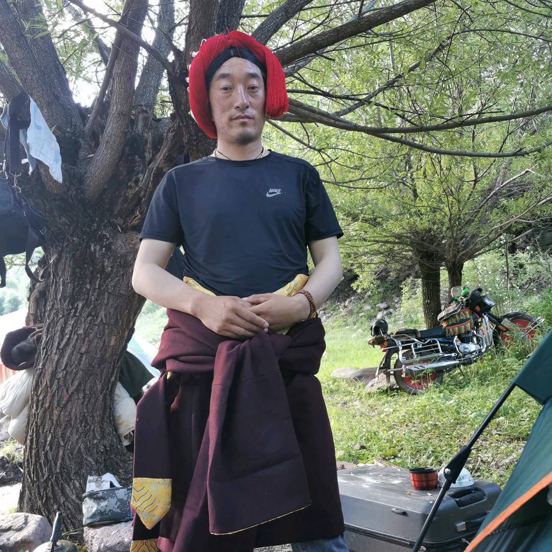 嘉顿 嘎松