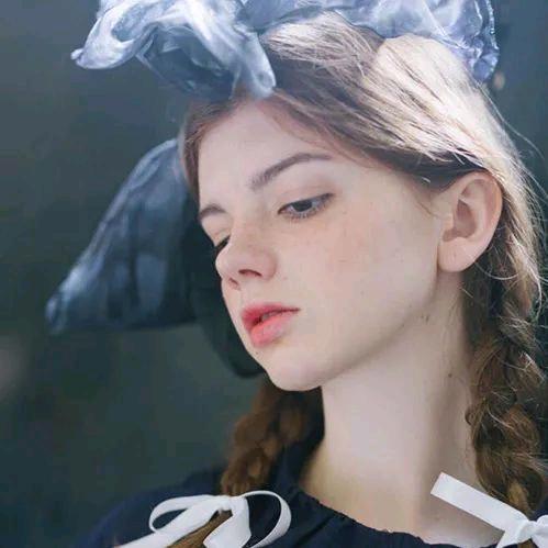 ୧⍤⃝Coisini☘️