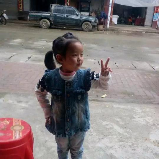黄欣雨