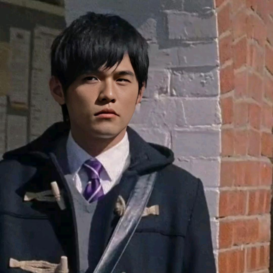 风筝在阴天搁浅