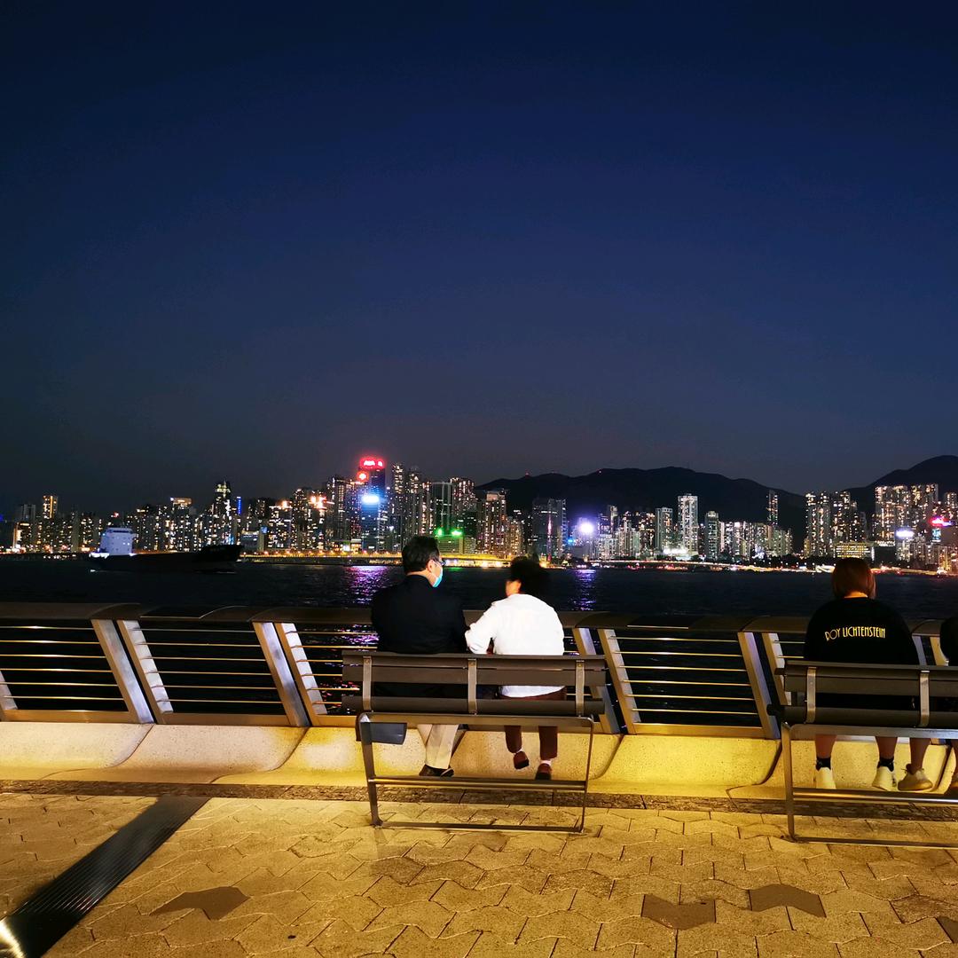 在香港扭螺丝的王哥