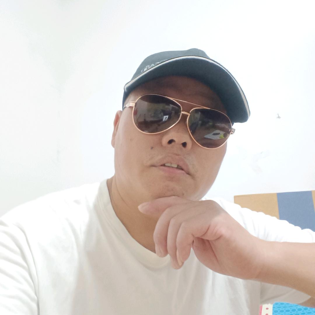 （荣哥）爱跑步