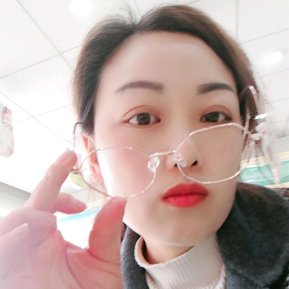 智慧眼镜（卖眼镜的小姐姐）