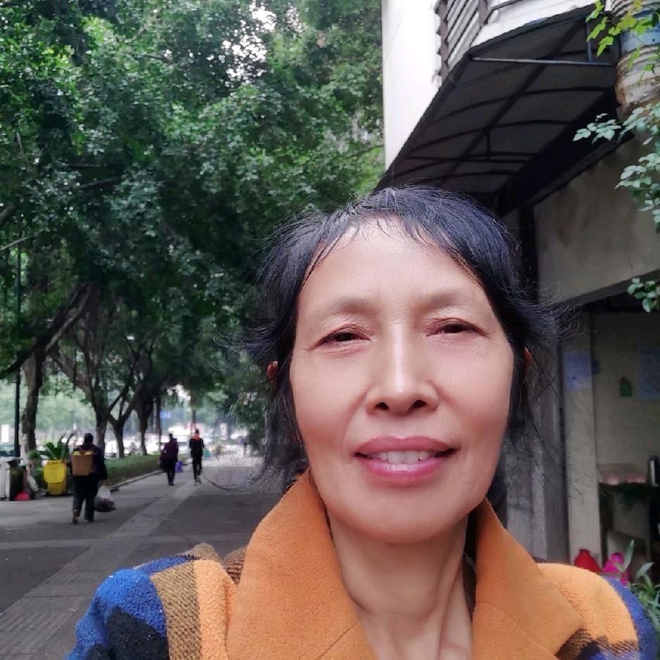 杨姐(每天早上8：20开播)