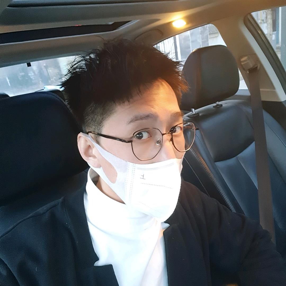 闹闹，