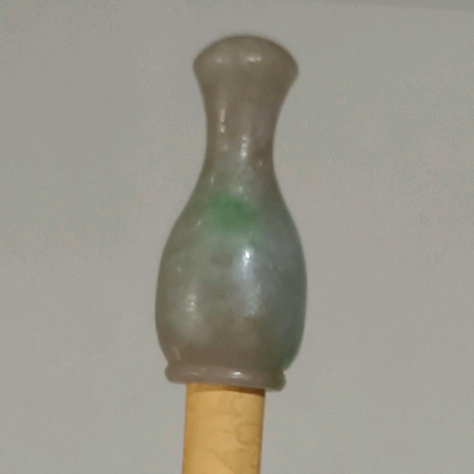 就一男的