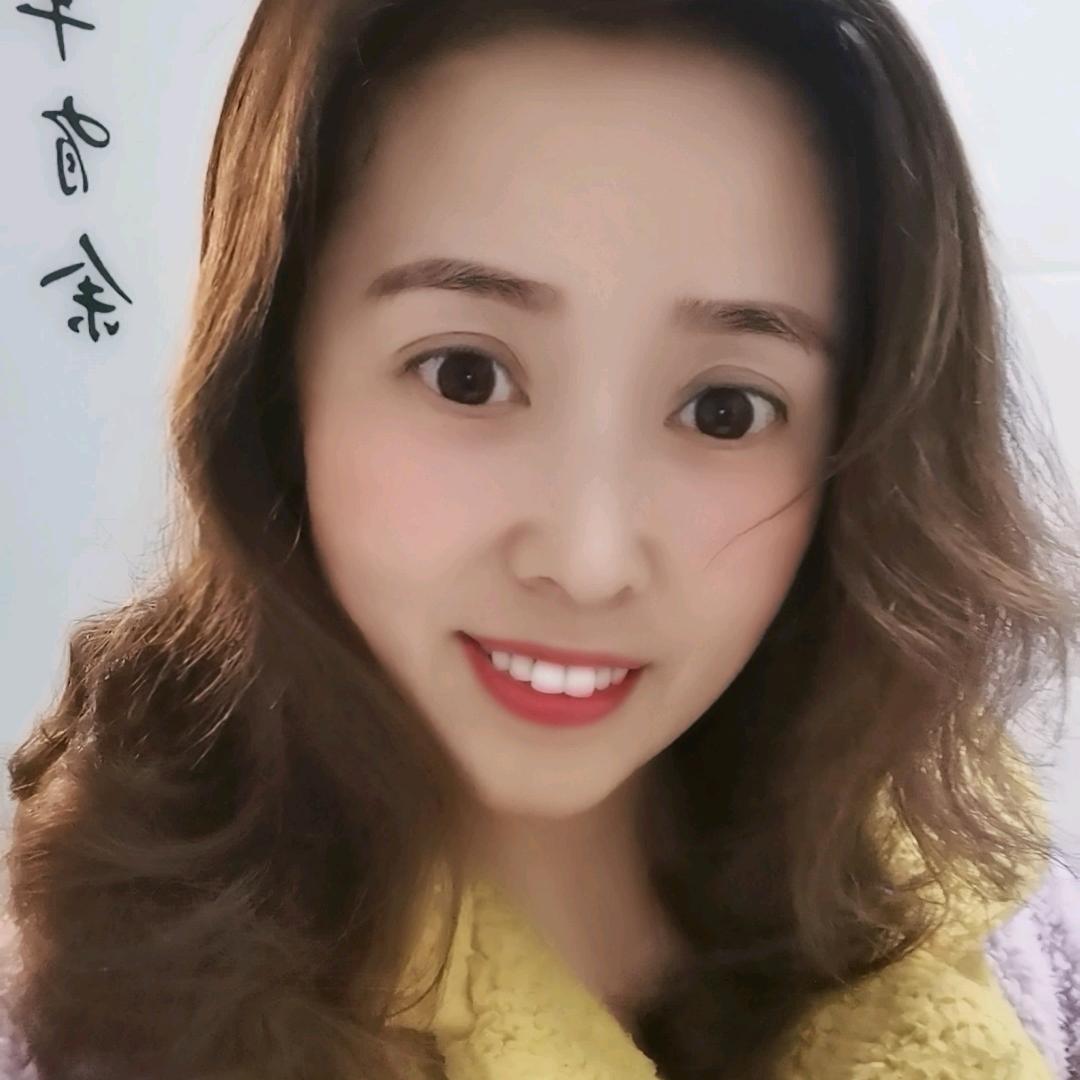 美女一张不够花