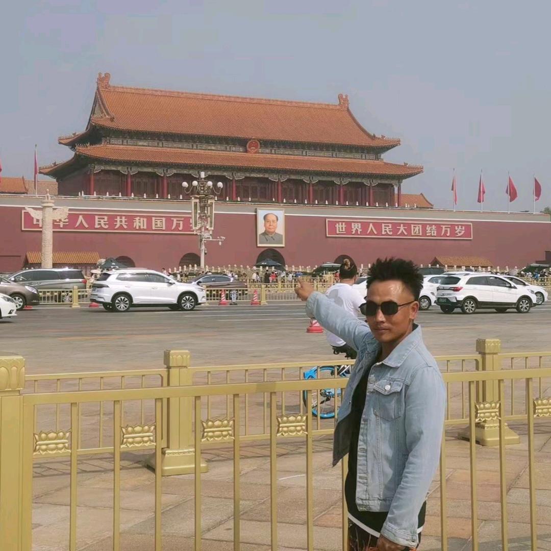 宏爷