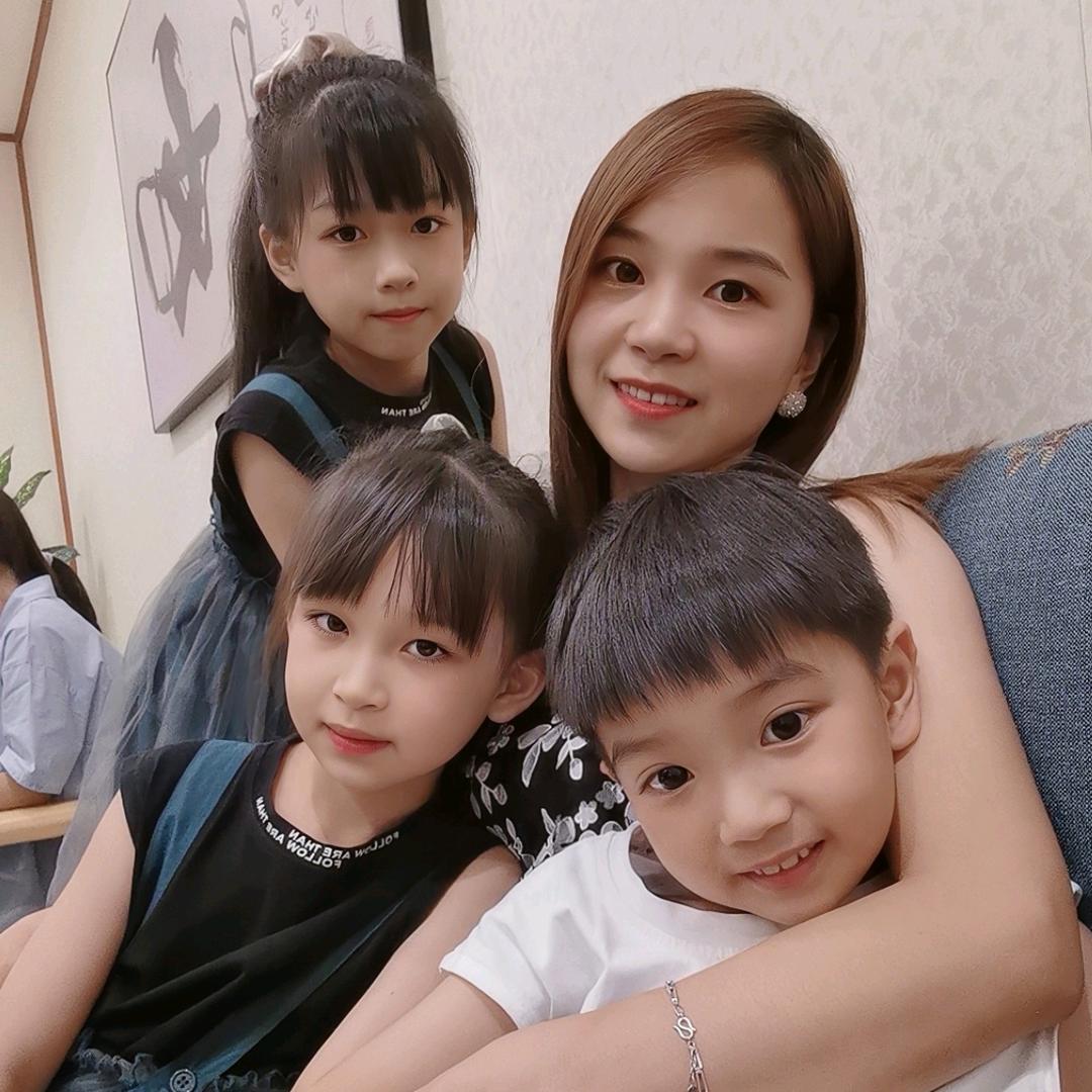 三姐弟妈妈