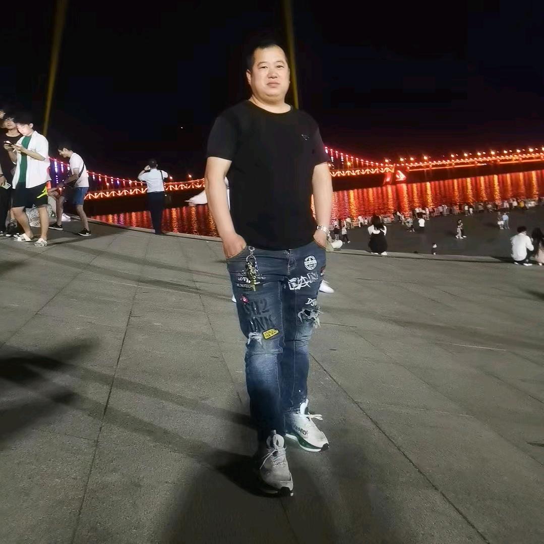 小解粗粮玉米面大饼子