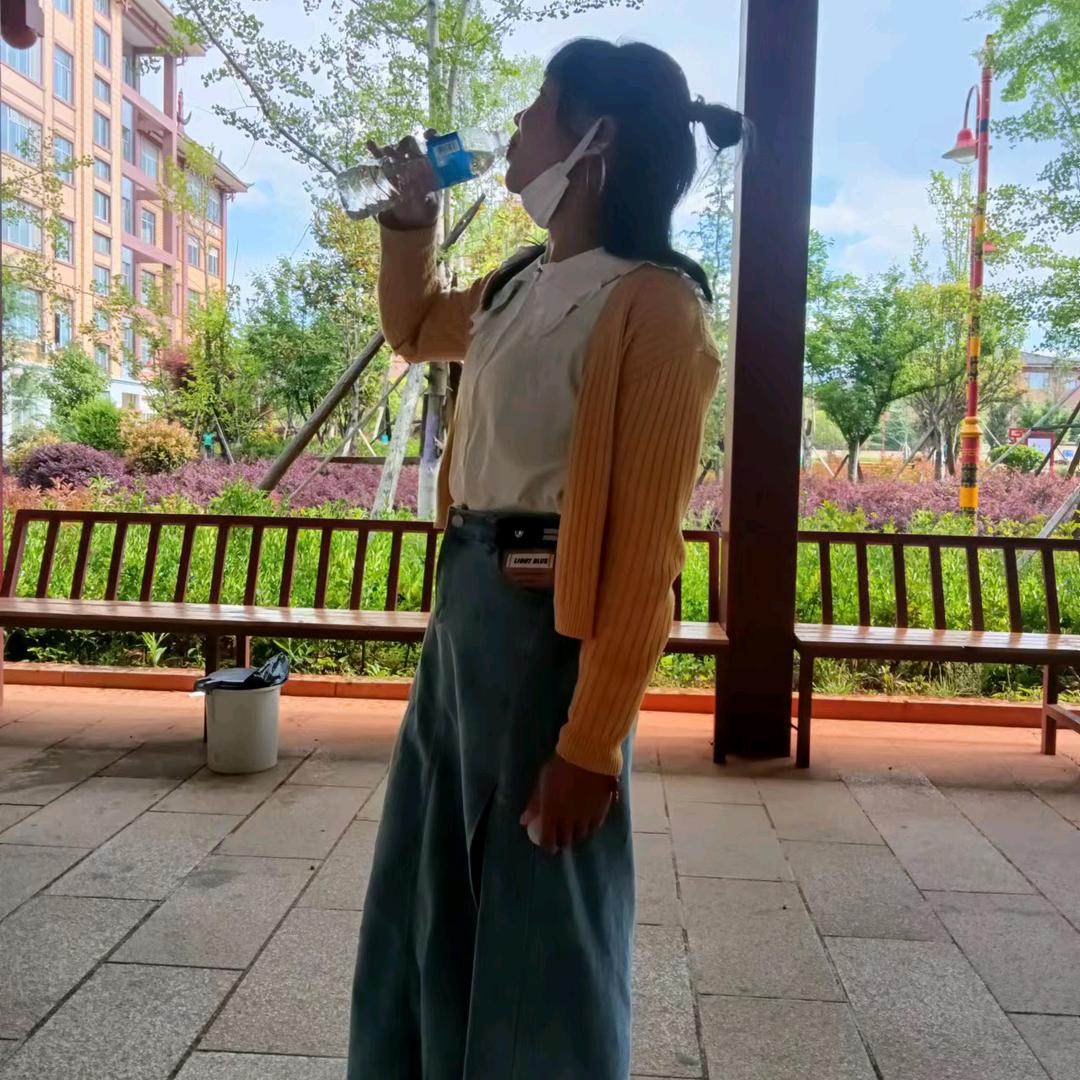 翠玉，友缘凉粉