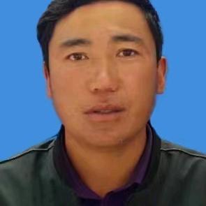 阿扎