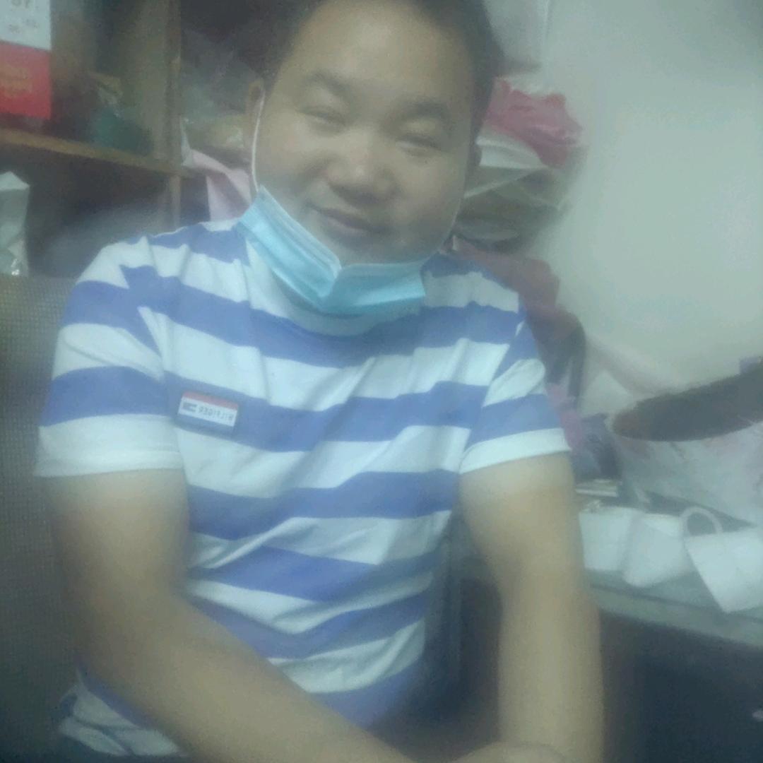 龙先生
