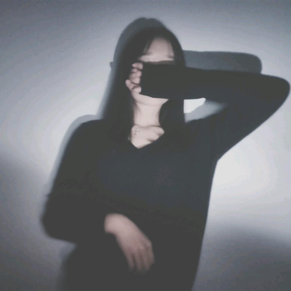 柒柒 ☄ฺ