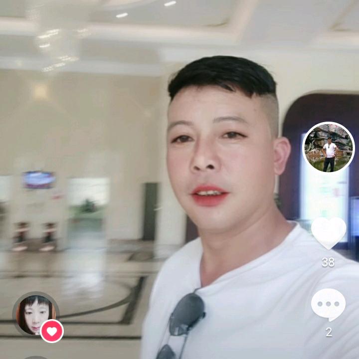 伤心在雨季。单身