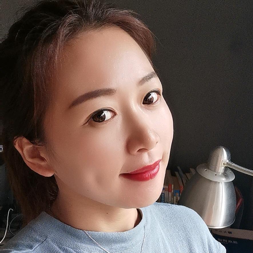 南通新艺代儿童艺术沙龙  顾老师