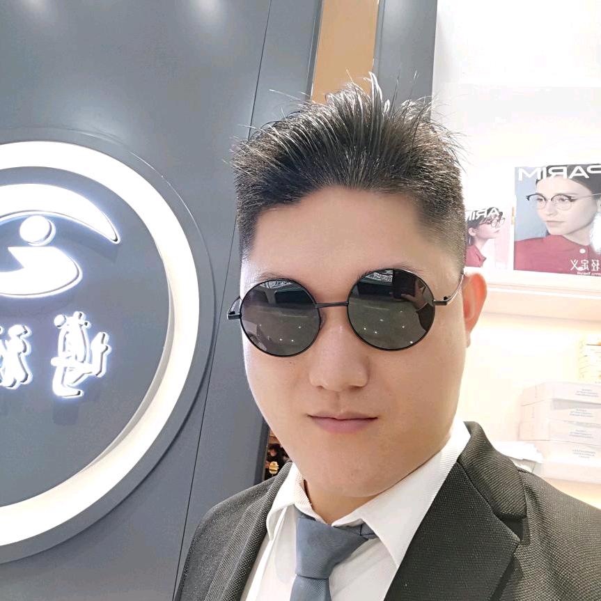 （爱眼的胖子）007