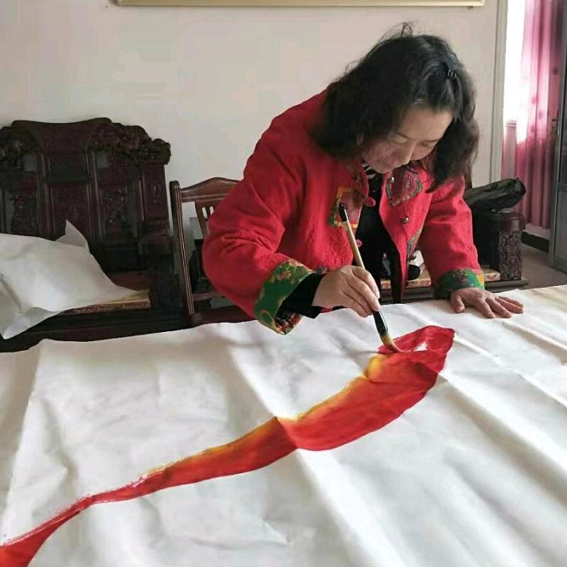 李苓，玲墨