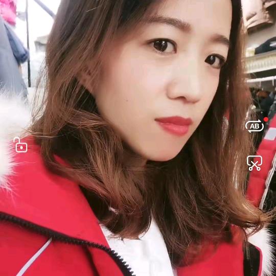 小丽羽绒服