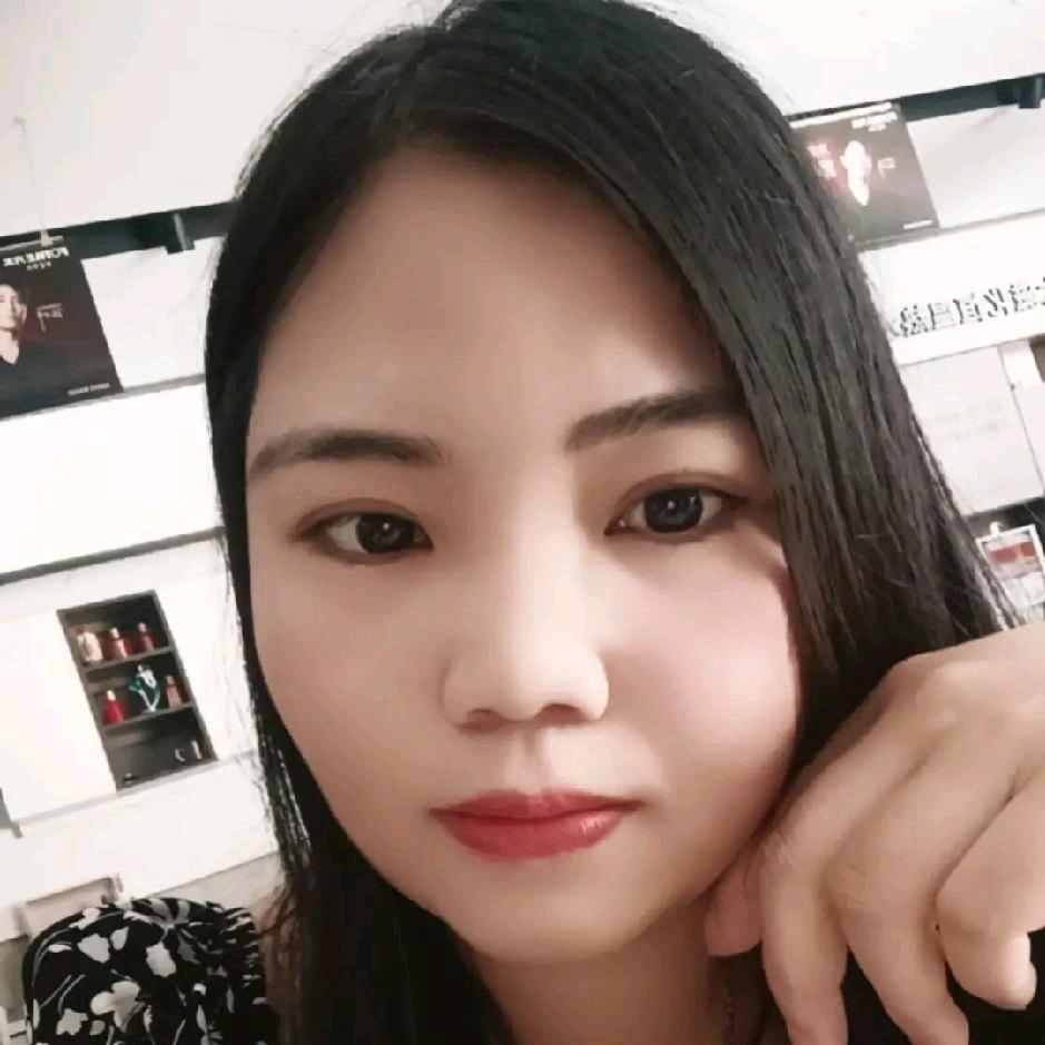 卖厨电的小姐姐