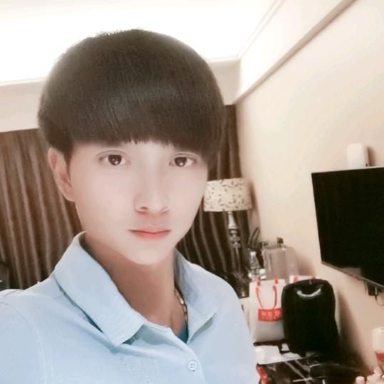 李和 215