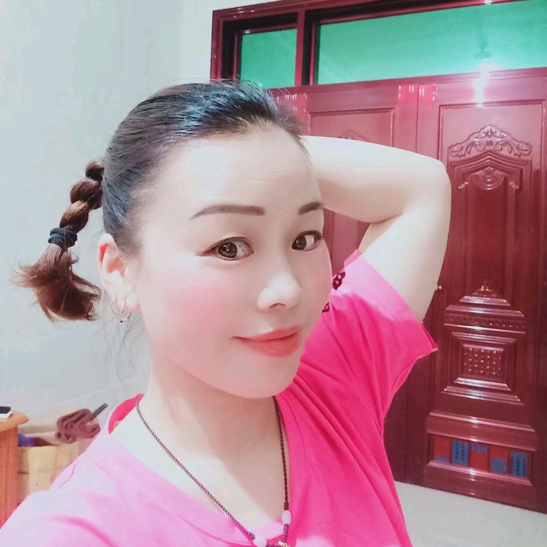 Aying戴华英