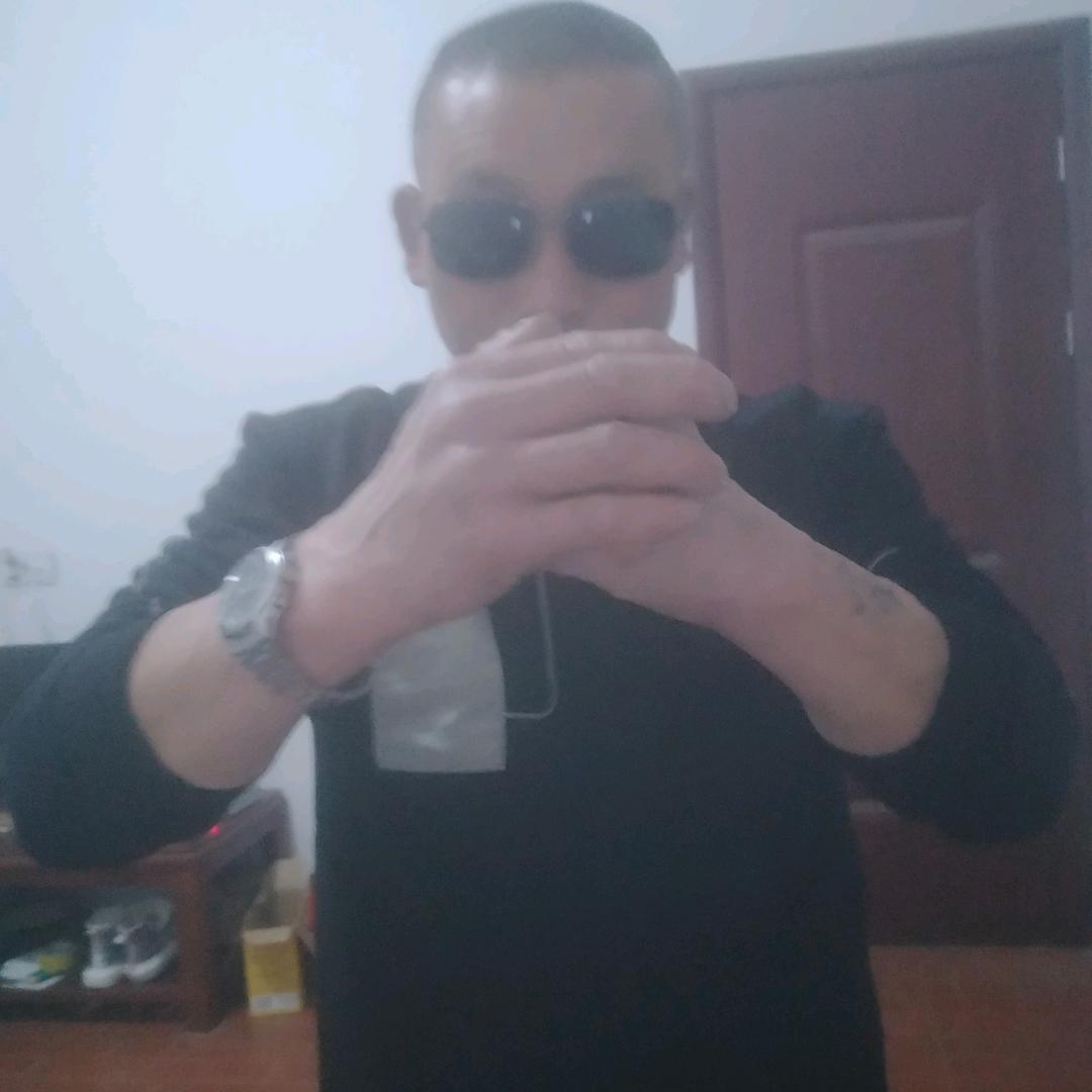 单身农夫杨哥，寻找未来