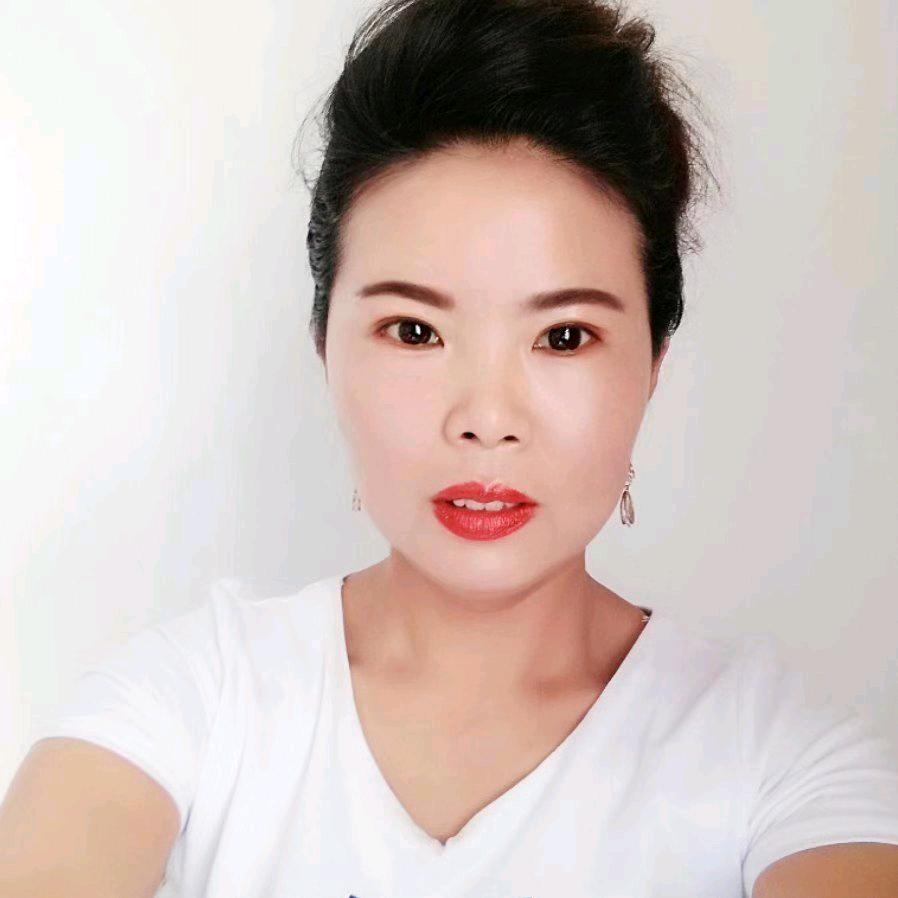 小燕子。