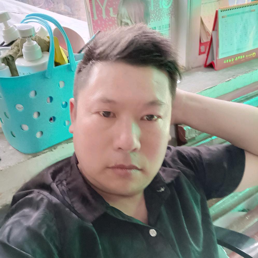 发艺哥69年的鸡11月