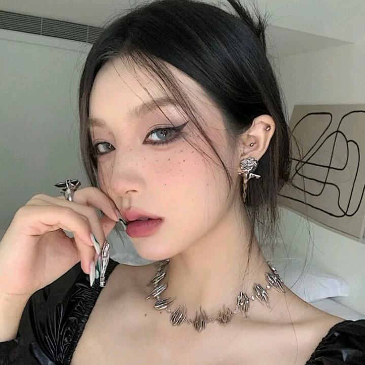 美女的网名是这样的吗。