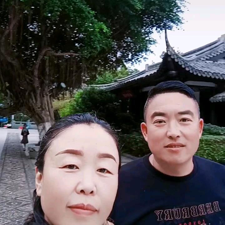 邵延华。