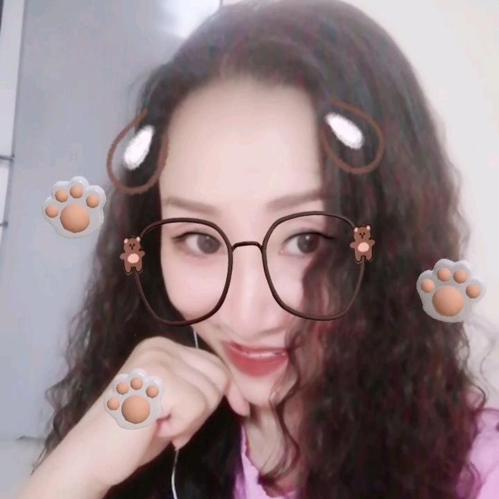 明媚