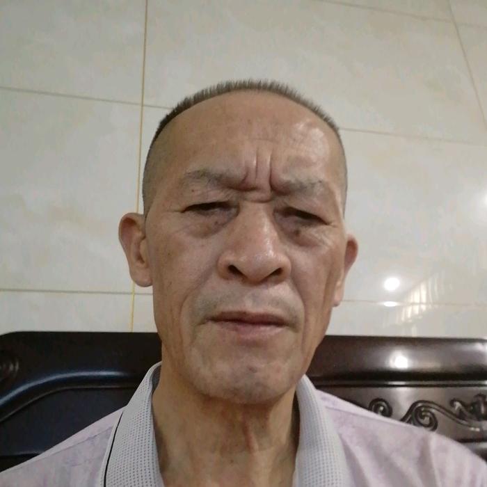 八道街的楚钰头像