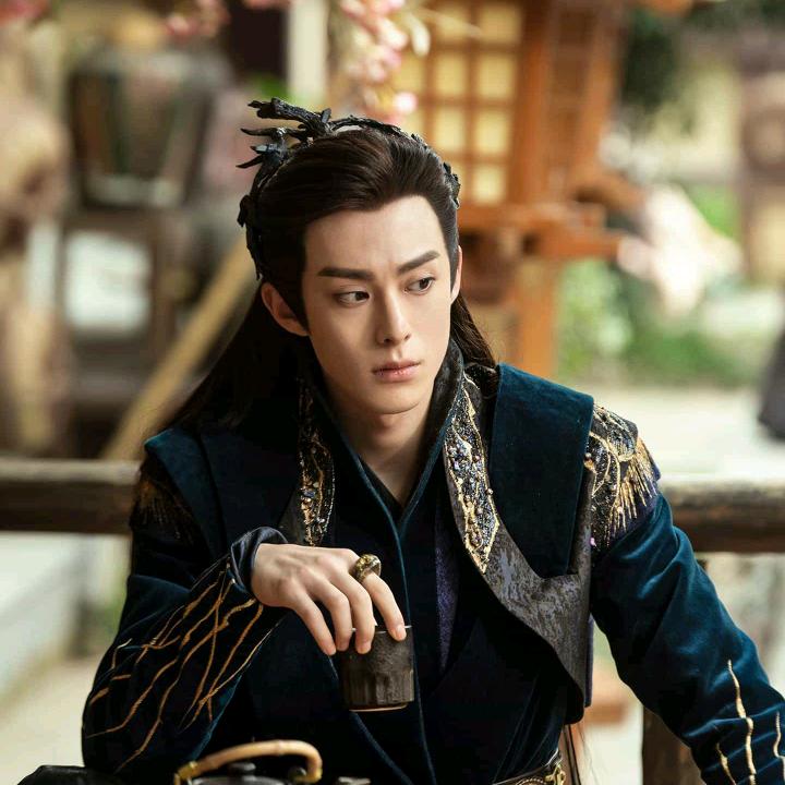 叶罗丽/和平精英还有一个小号