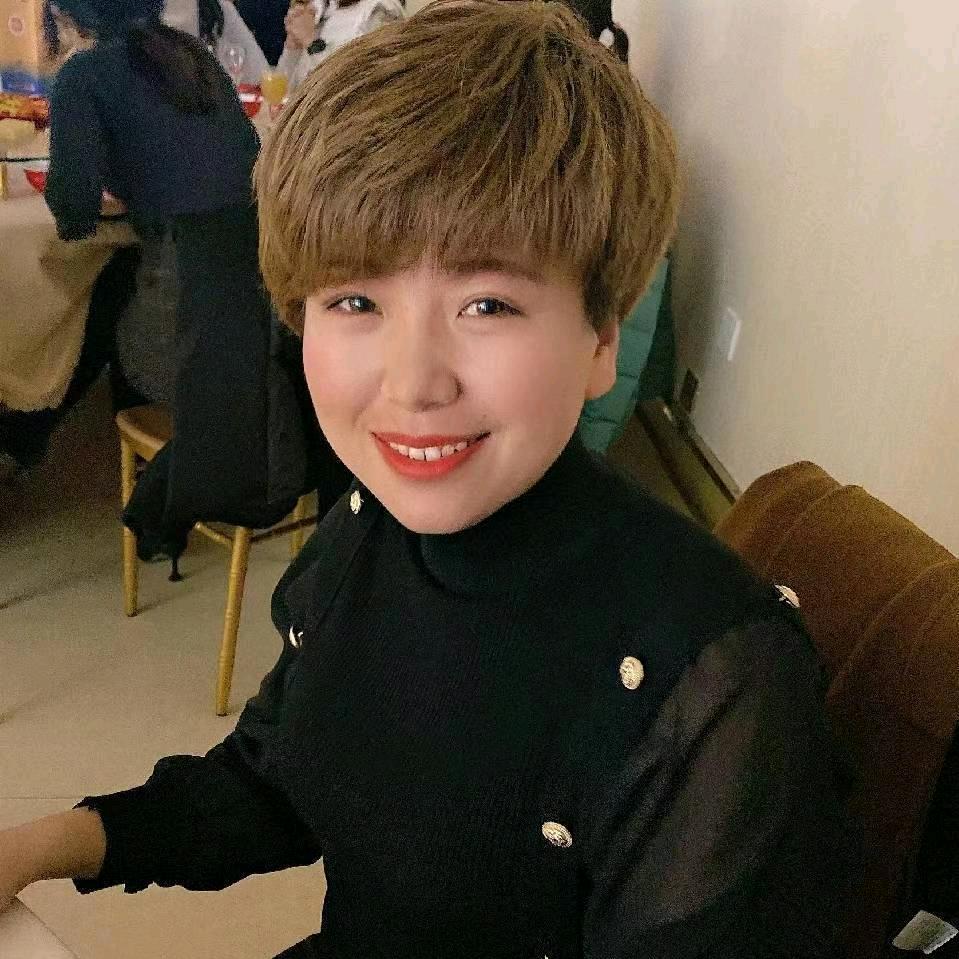 艳萍（阿伟助理）