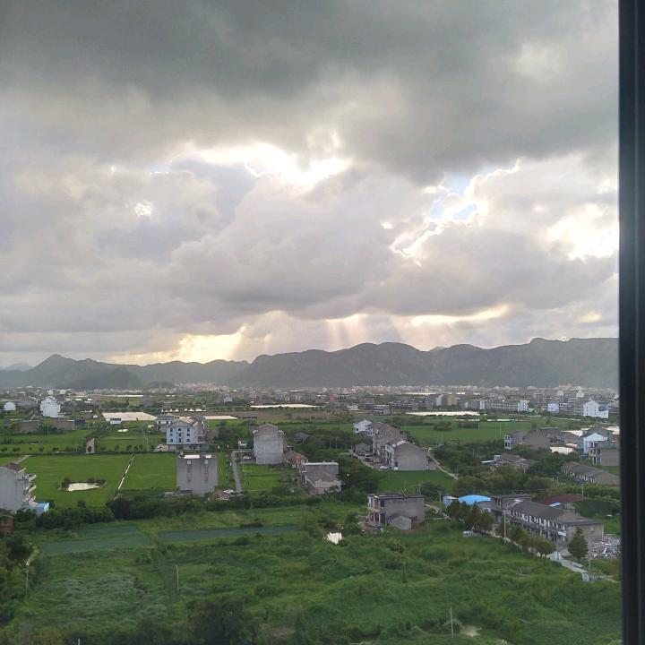 正在搜索中…请稍后…