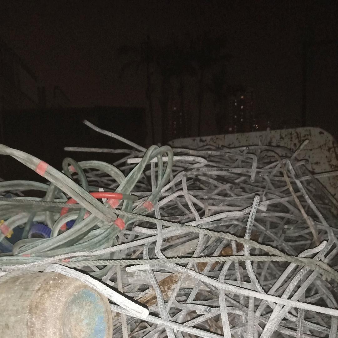 坚持等等灬灬诚信收废品g00d