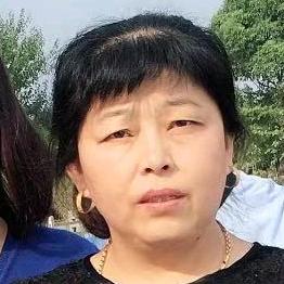 仓芳头像