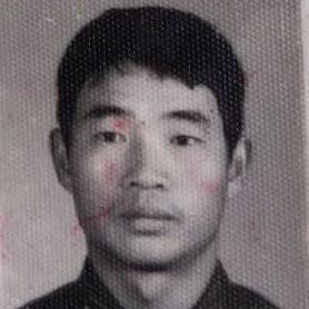 莫三