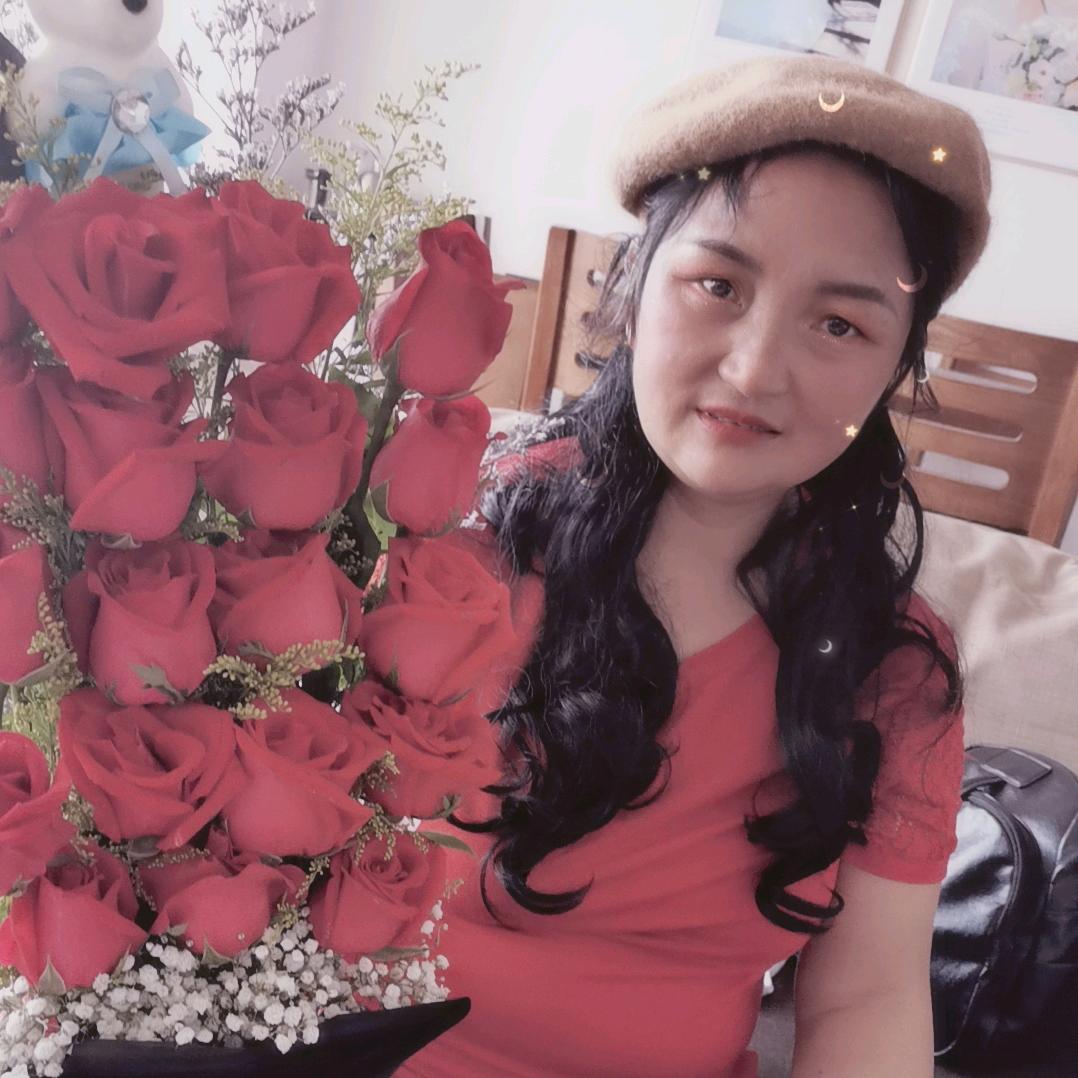 平凡的村姑。冯