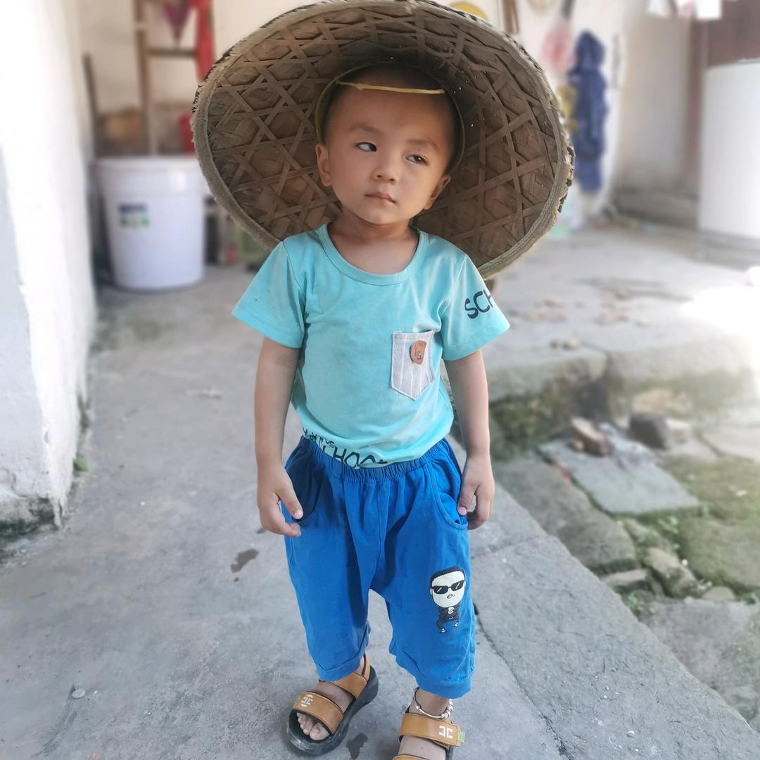 俊少