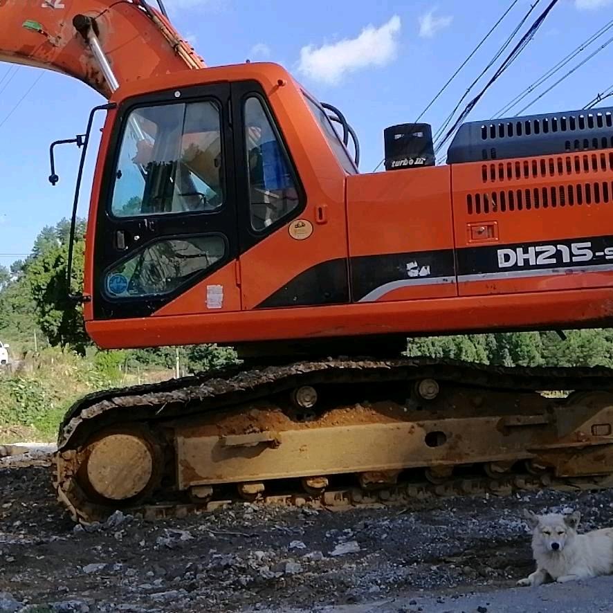 挖机铲车出租   ，茅台酱香酒