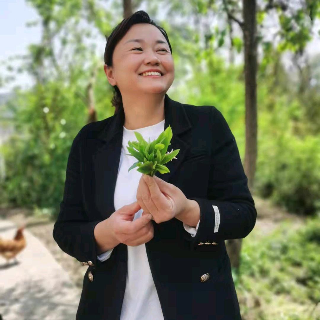 道真铂豪门窗及不绣钢，上坝牌坊