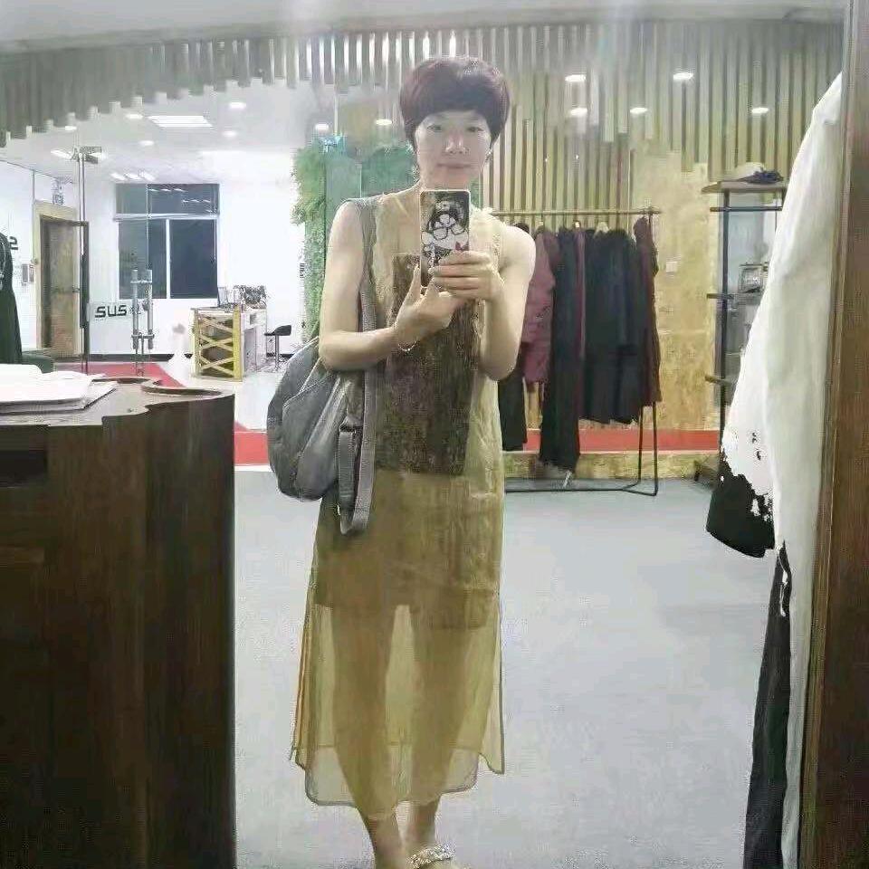 霄霄服饰（胖衣衣二店小号）
