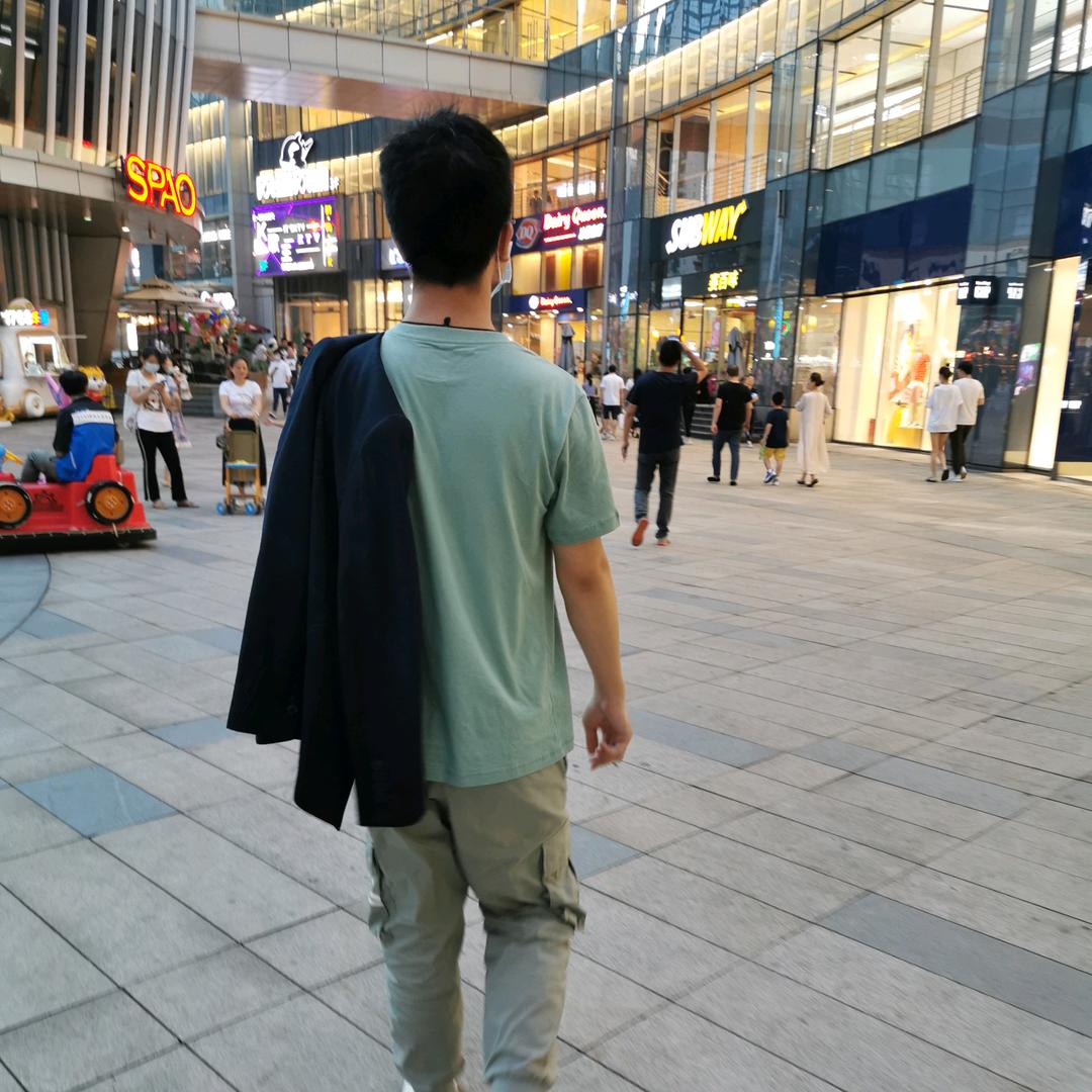 敝帚自珍的王先生