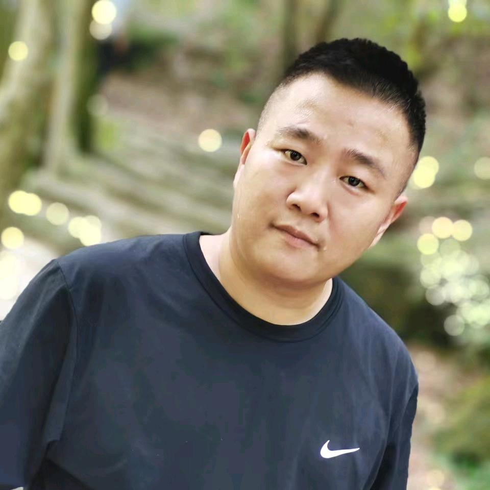 李～兵