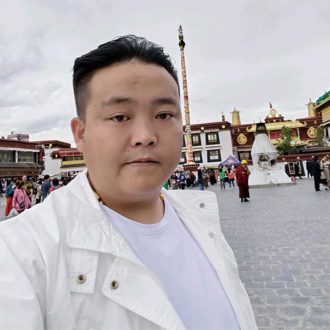 小秦謌—泽鑫钢结构