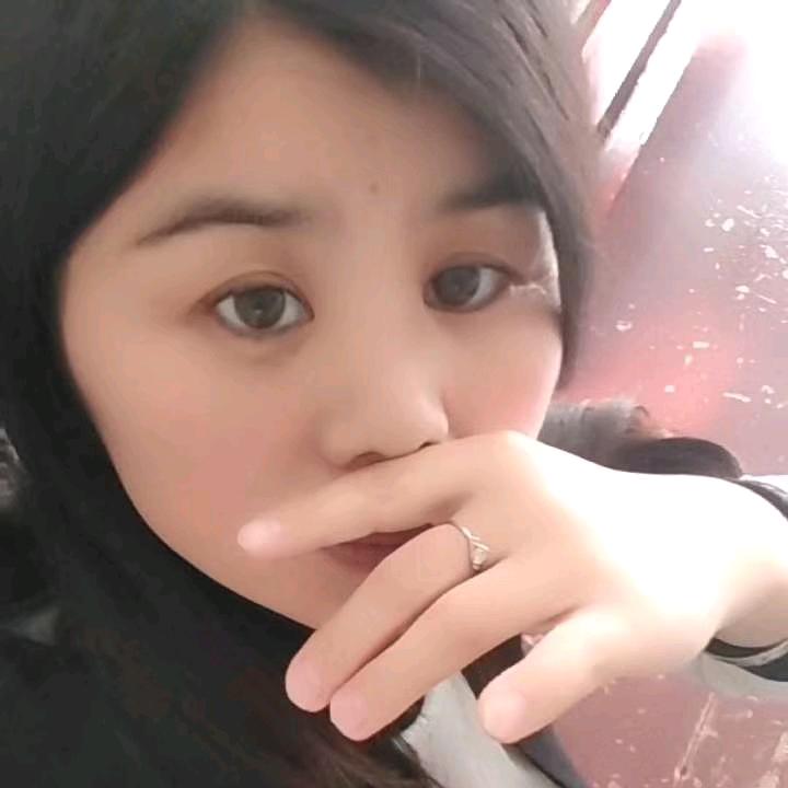 玲玲吖