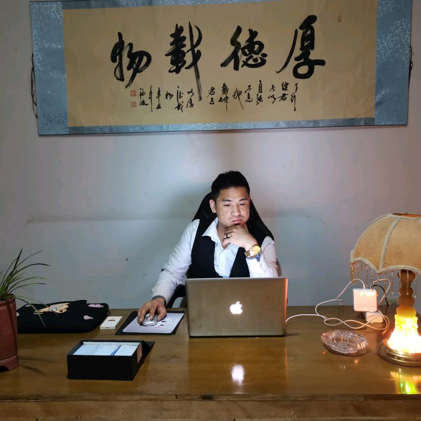刘德龙